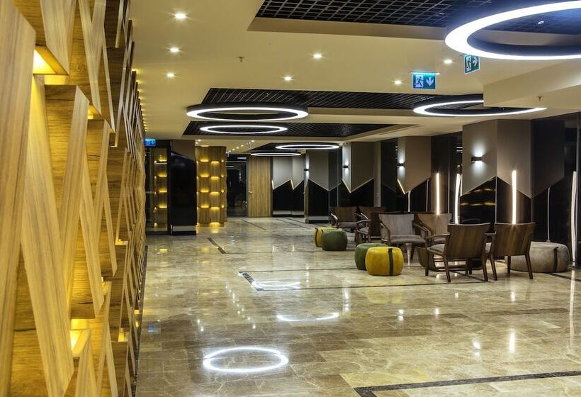 ホテル The City Suites