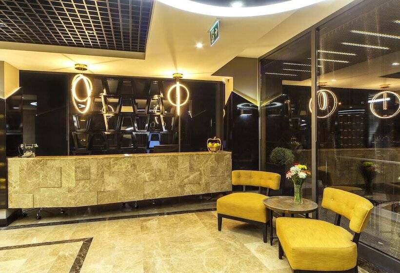 ホテル The City Suites