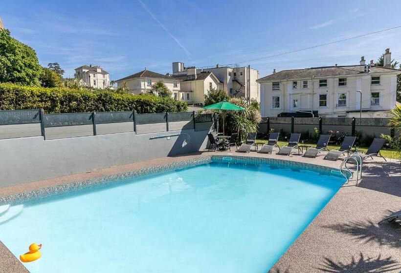 هتل The Devon Court