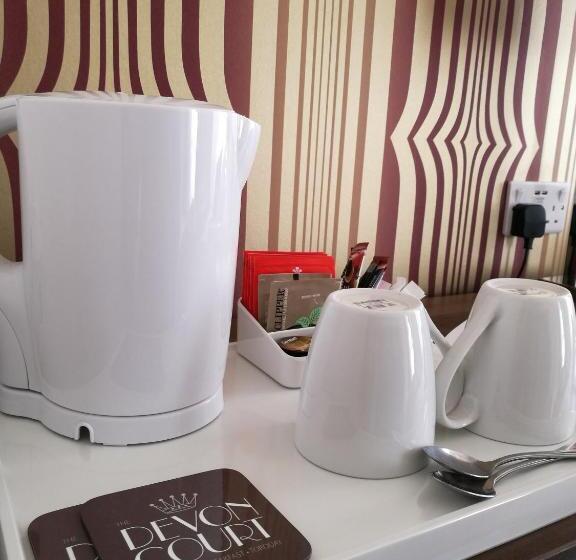 هتل The Devon Court