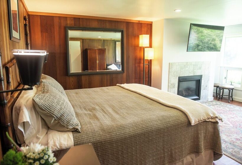 Inn At Buckhorn Cove