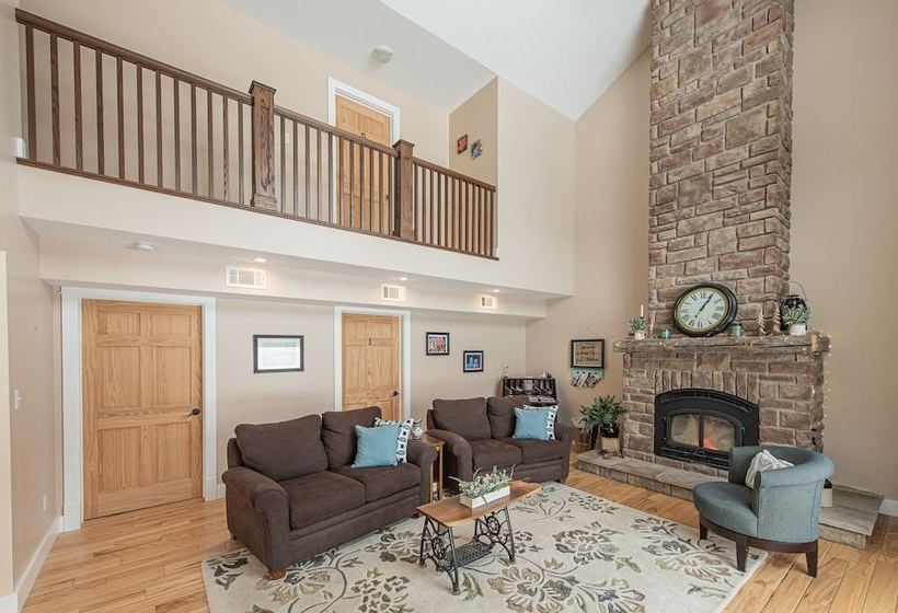 Maple Rock Bed & Breakfast