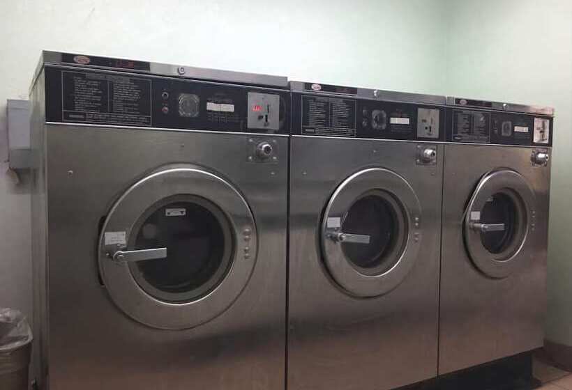 モーテル Express Inn West Memphis