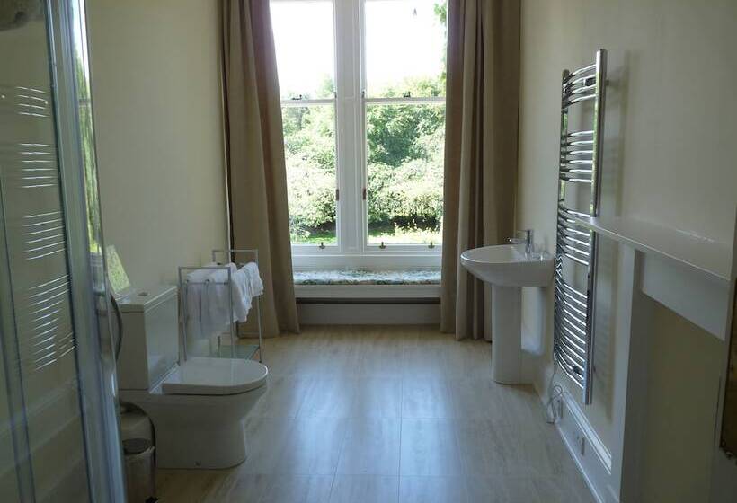 פנסיון Ardgye House