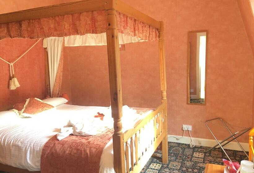 پانسیون Cannon House