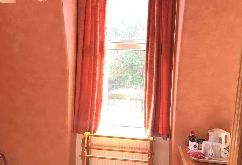 پانسیون Cannon House