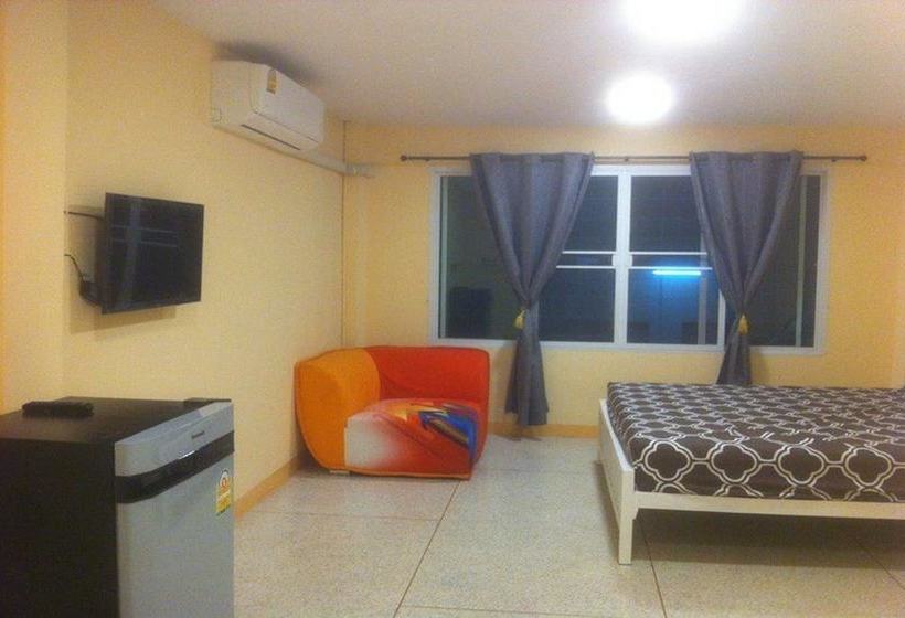 ペンション Lemon Tree Residence Sriracha