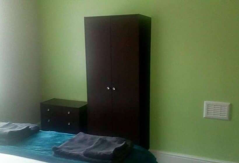 ペンション Liverpool At Gloucester Road