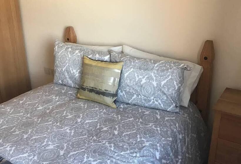 ペンション Liverpool At Gloucester Road