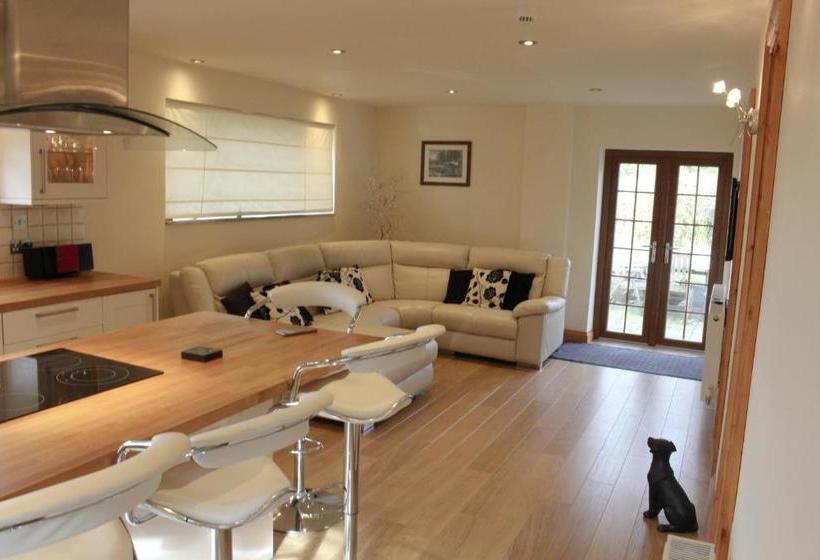 The Anchorage & The Tackleshed