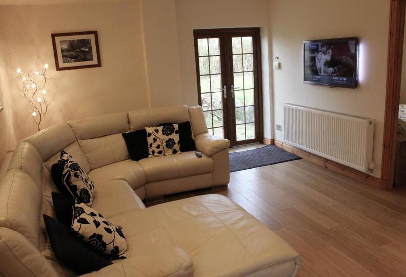 The Anchorage & The Tackleshed