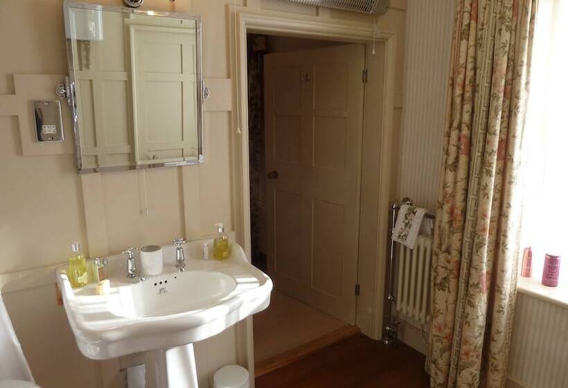 The Old Vicarage B&b