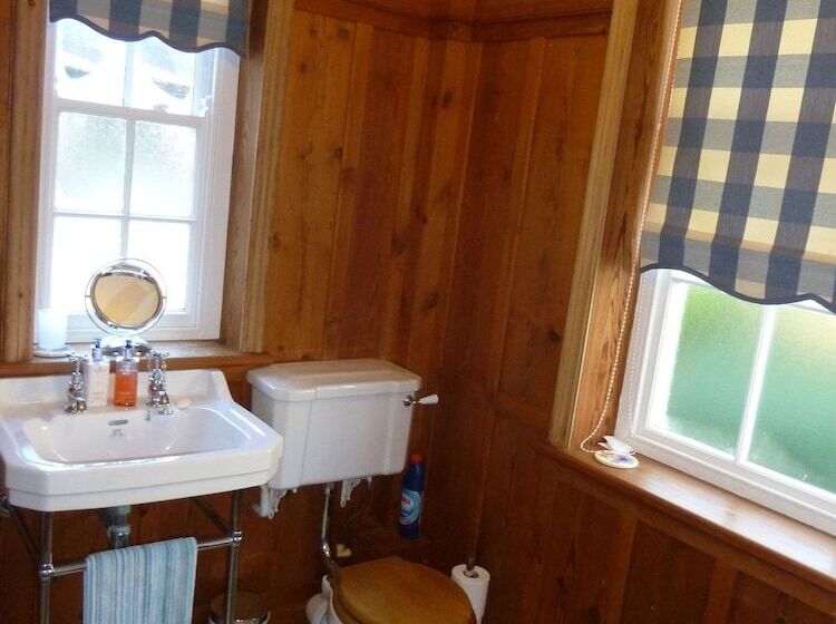 The Old Vicarage B&b