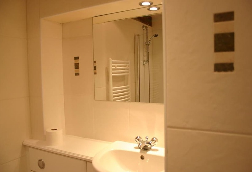 Troedyrhiw Holiday Cottages