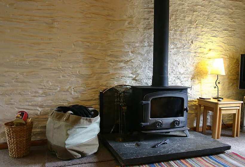 Troedyrhiw Holiday Cottages