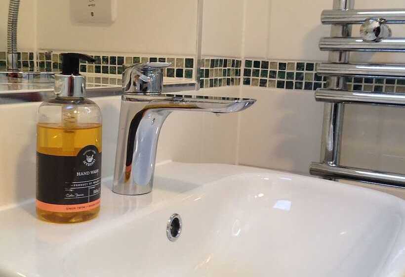 Troedyrhiw Holiday Cottages