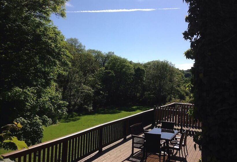 Troedyrhiw Holiday Cottages