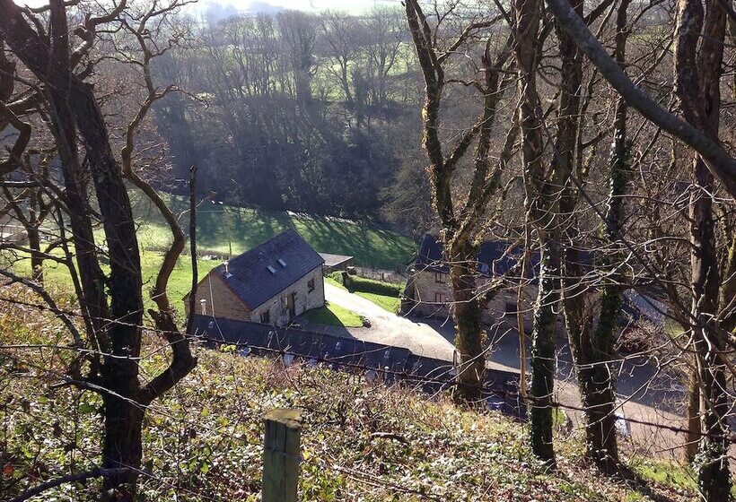 Troedyrhiw Holiday Cottages