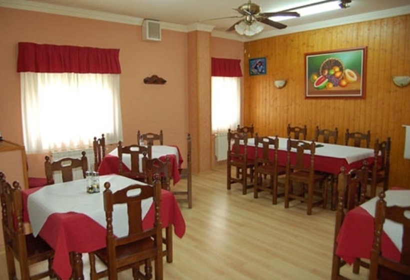 Albergue La Torre Hostel