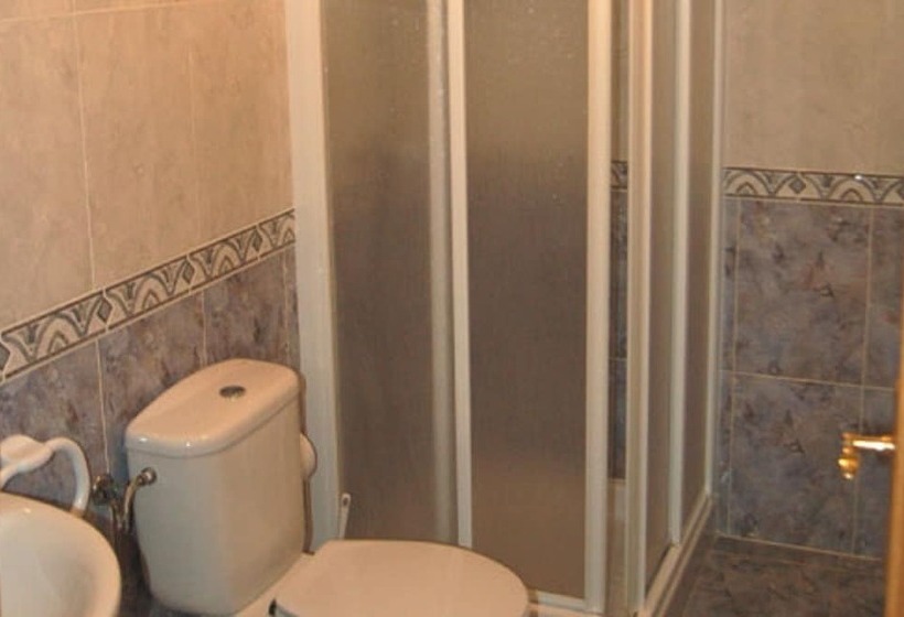 Albergue La Torre Hostel