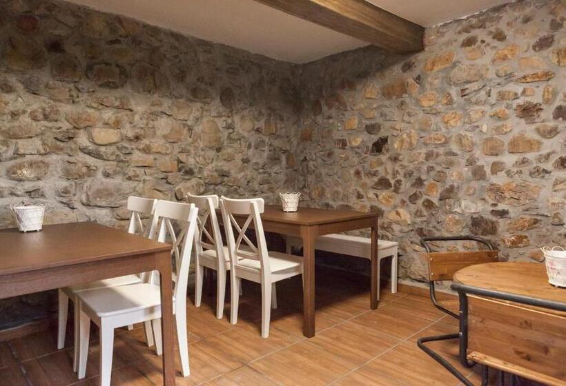 Villa Palatina Superior Hostel