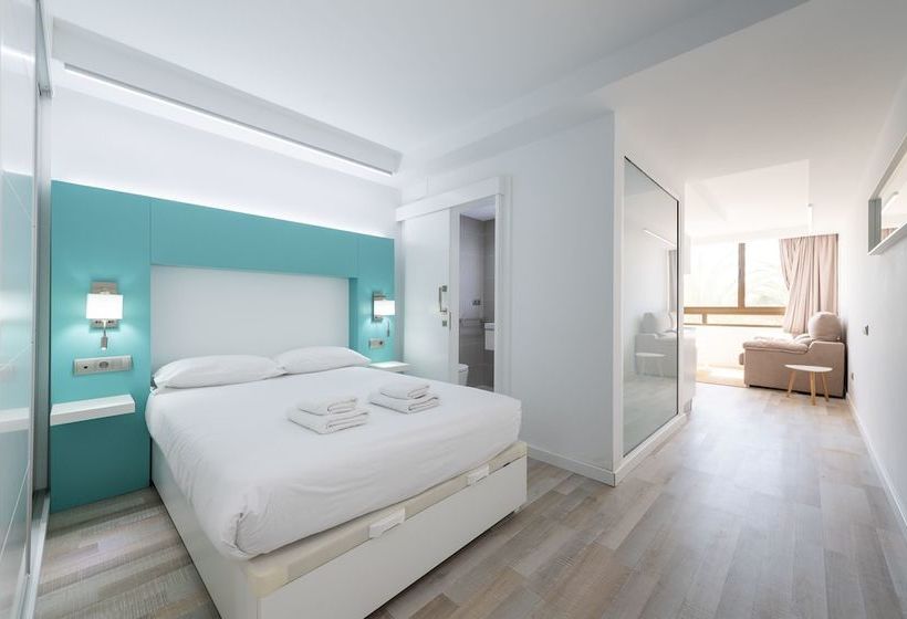 Apartamentos Aguila Beach