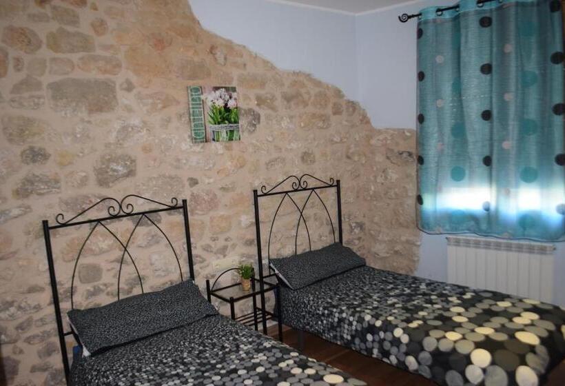 Apartamentos La Muralla