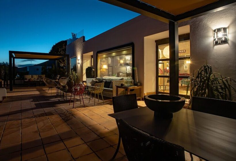 Bed and Breakfast 5 Suites Lanzarote