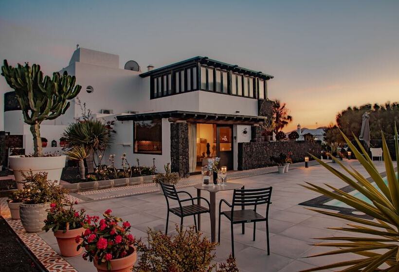 Bed and Breakfast 5 Suites Lanzarote