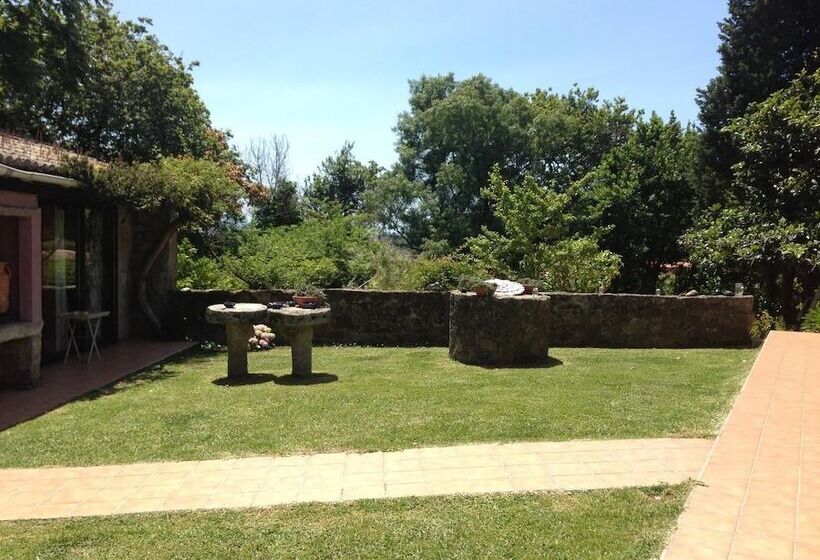 تختخواب و صبحانه Casa O Fabal