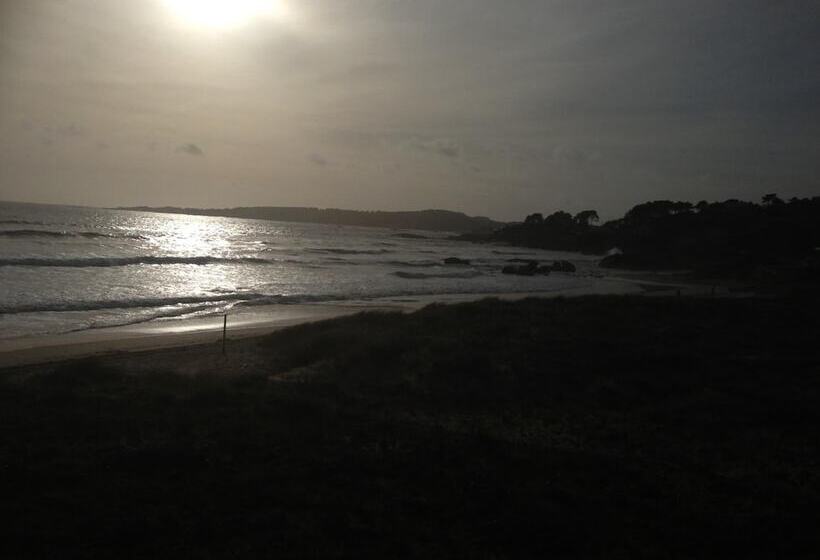 تختخواب و صبحانه Casa O Fabal