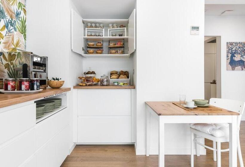 تختخواب و صبحانه Home2book Casa Boissier, Breakfast Included