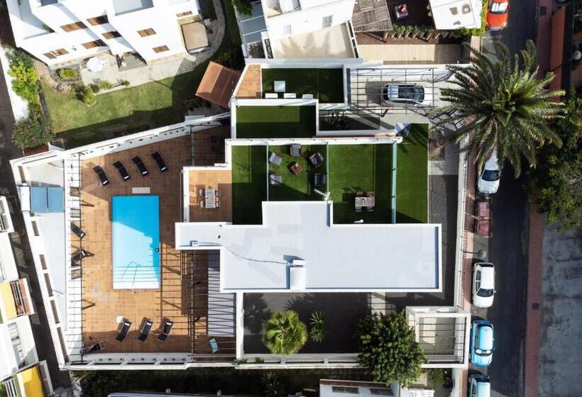 تختخواب و صبحانه Home2book Casa Boissier, Breakfast Included