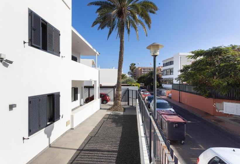 تختخواب و صبحانه Home2book Casa Boissier, Breakfast Included