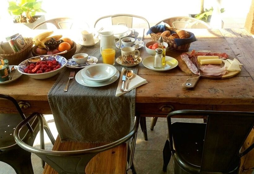 ベッドアンドブレックファースト Lamusana   Adults Only