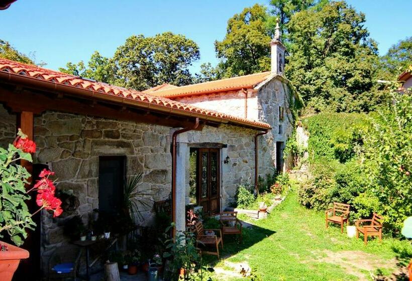 مبيت وإفطار Pazo De Chaioso Ribeira Sacra