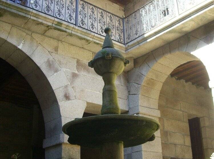 민박 Pazo De Turbisquedo