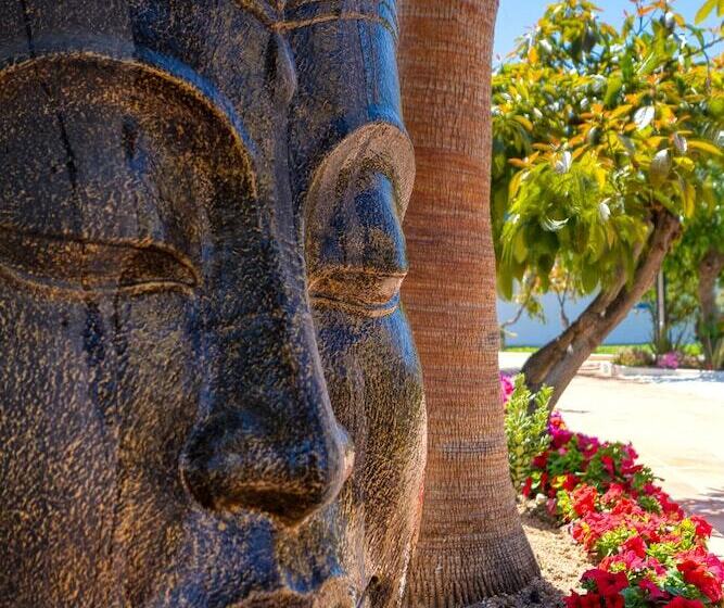 تختخواب و صبحانه The Palms Boutique Resort Málaga   Adults Only