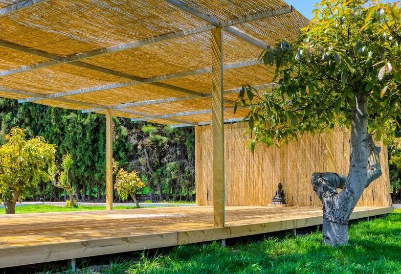 تختخواب و صبحانه The Palms Boutique Resort Málaga   Adults Only