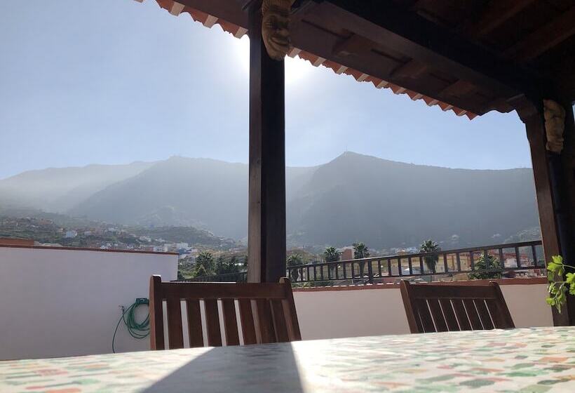 Canary Bio Hostel Tenerife