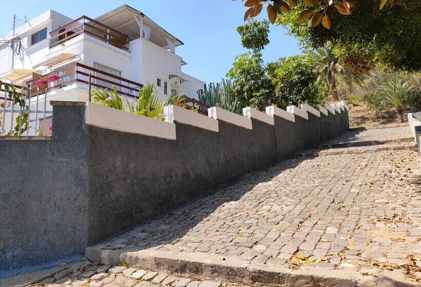 تختخواب و صبحانه Casa Doramas Vv