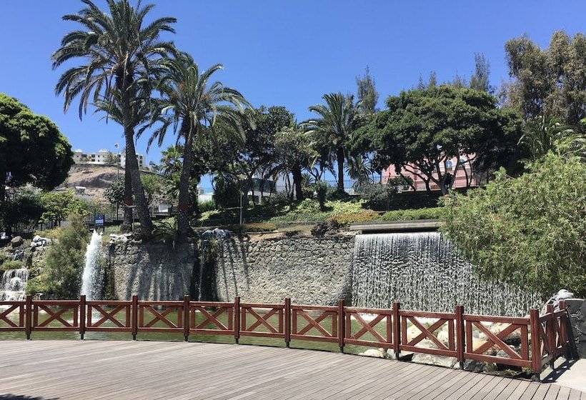 تختخواب و صبحانه Casa Doramas Vv