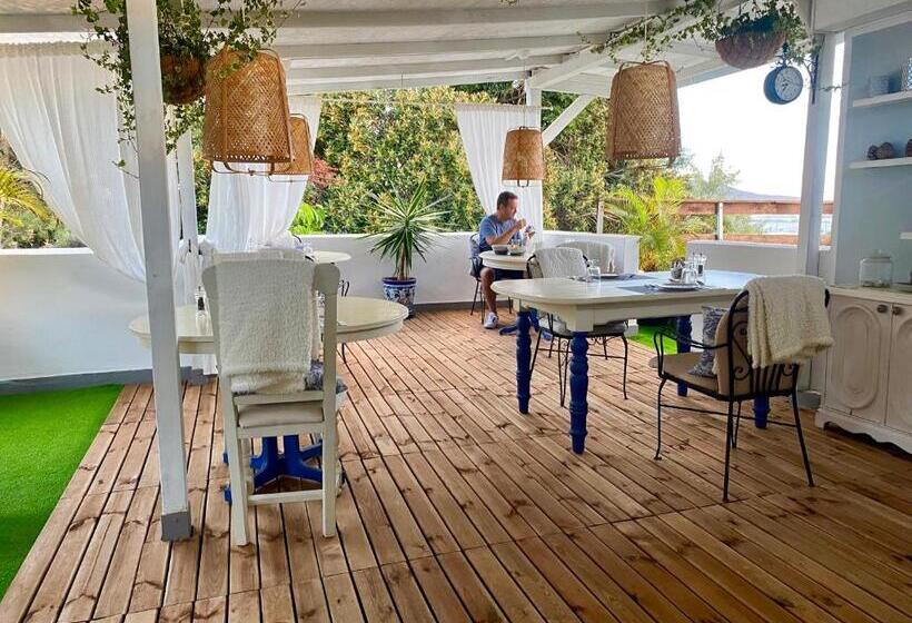 تختخواب و صبحانه Casa Doramas Vv