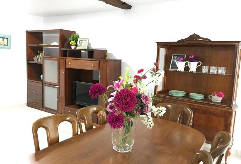 Castro Sun And Beach