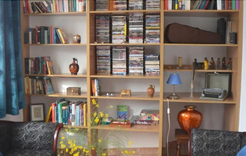 El Almendro Y La Montana