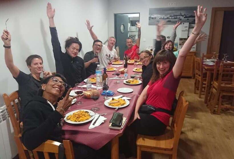 El Camino De Santovenia   Albergue   Hostel