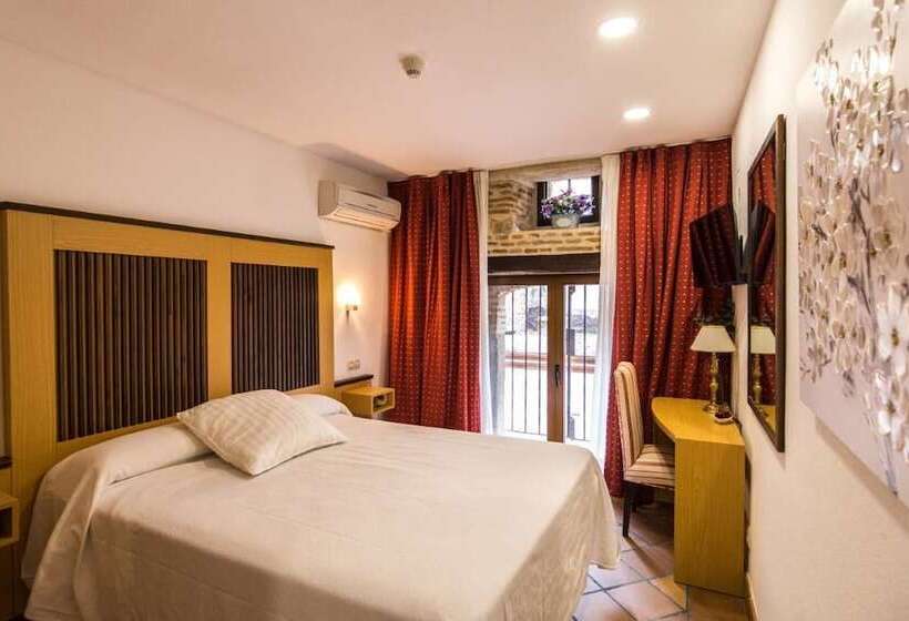 مسافرخانه Antika Snoga