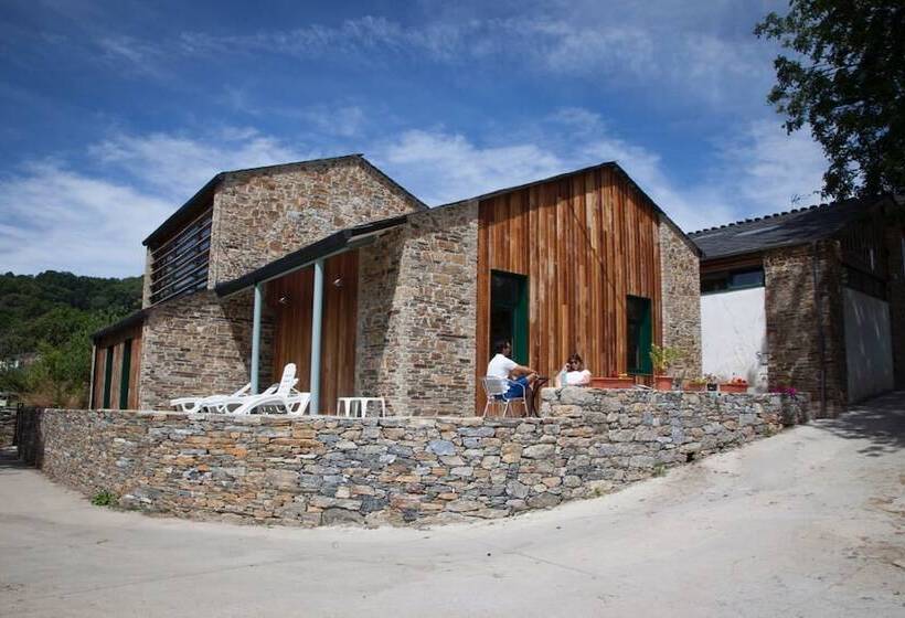 여관 Complexo Xacobeo