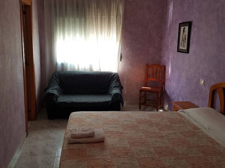 Hostal El Paso