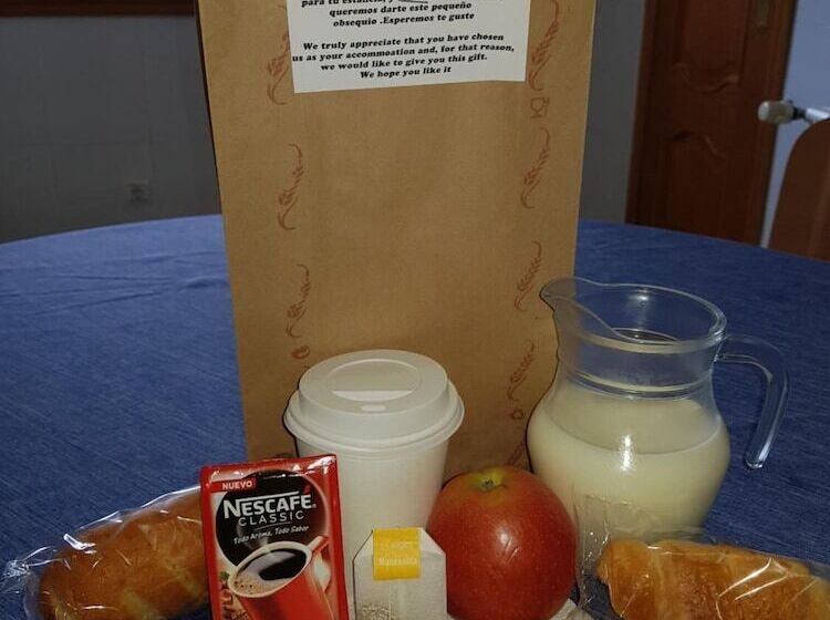 مسافرخانه Estrella Do Camiño